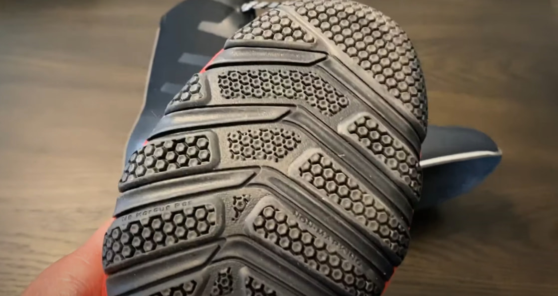 Wrestling shoe sole